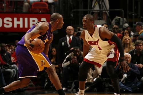 34岁阿联酋国脚奥马尔宣布退役，曾斩获亚洲足球先生（34岁阿联酋球星奥马尔挂靴，曾当选亚洲足球先生）