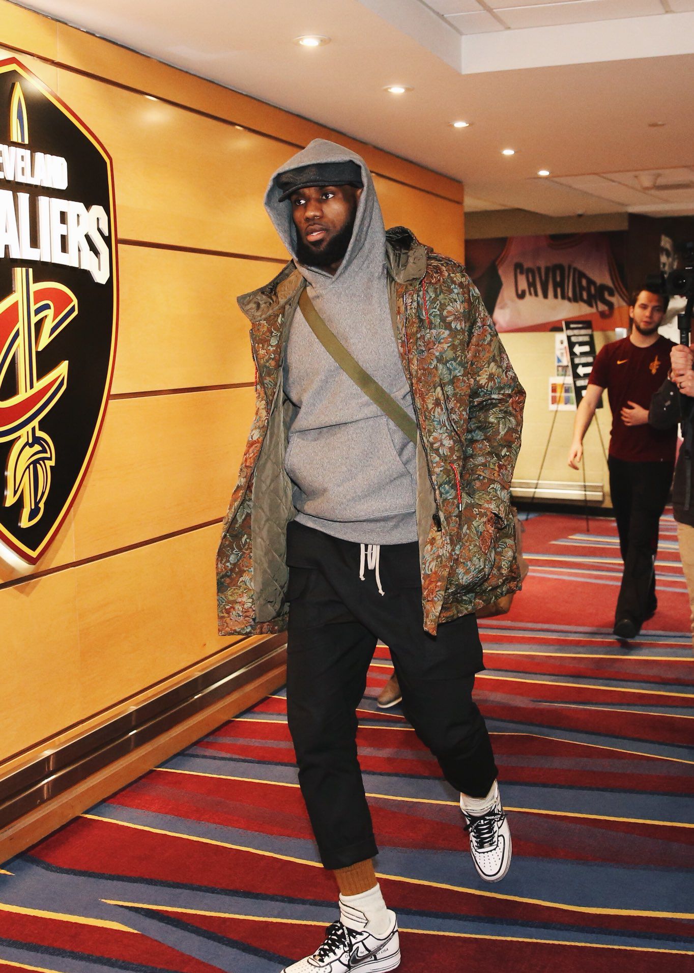 桑托斯主帅：需要以高度专注力进入比赛，这能为我们提供动力（桑托斯主帅：以高度专注投入比赛，才能激发球队动力）