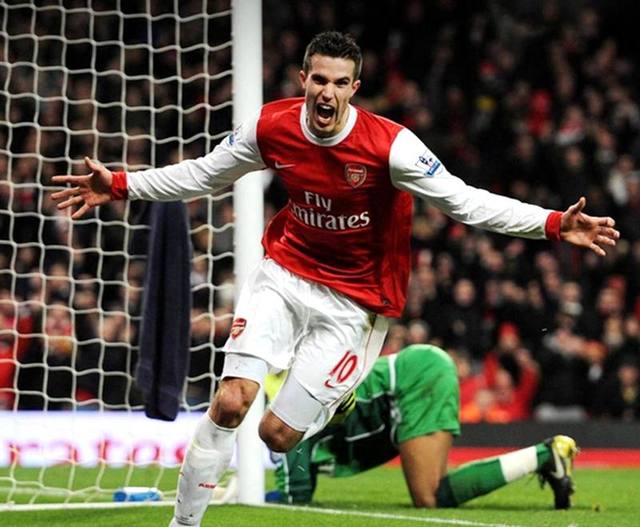 费迪南德：见到巴乔让我非常激动，那仿佛让我回到了童年时代（费迪南德：与巴乔相见激动万分，恍若重回童年）