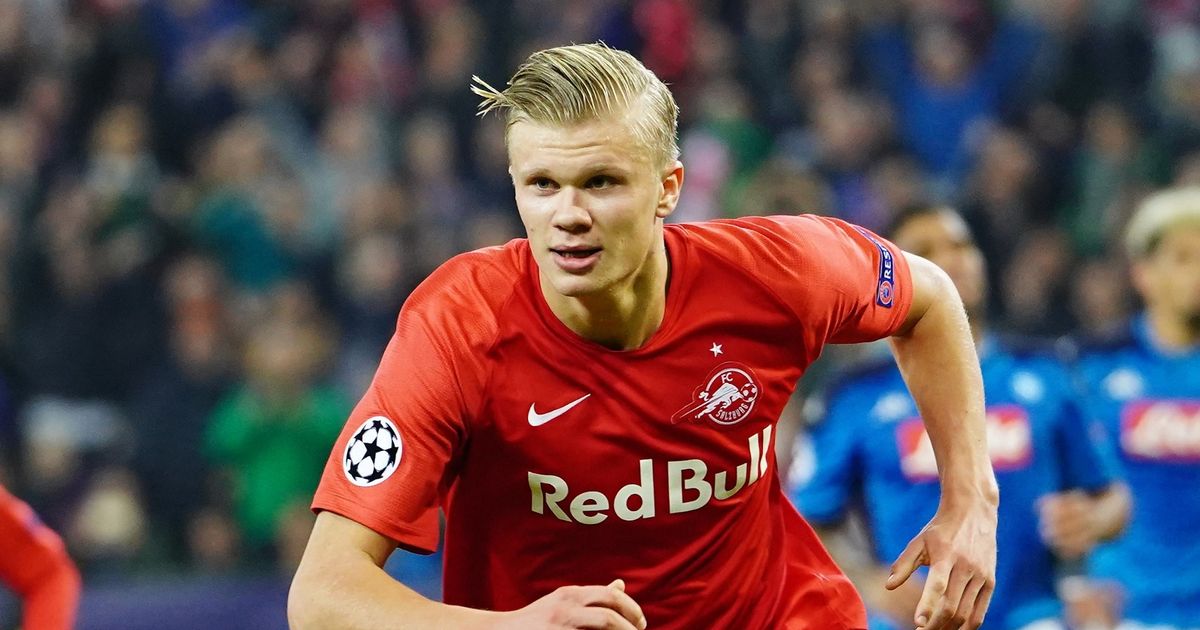 记者：穆斯卡特并不是被“气”走了，他是抽空去上了个厕所（记者澄清：穆斯卡特并非被气走，只是中途去上厕所）