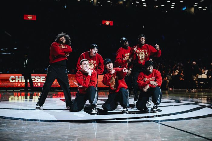 西班牙大名单：亚马尔领衔，奥尔莫在列，卡瓦哈尔、佩德里伤缺（西班牙公布名单：亚马尔成焦点，奥尔莫入选，卡瓦哈尔与佩德里因伤缺阵）