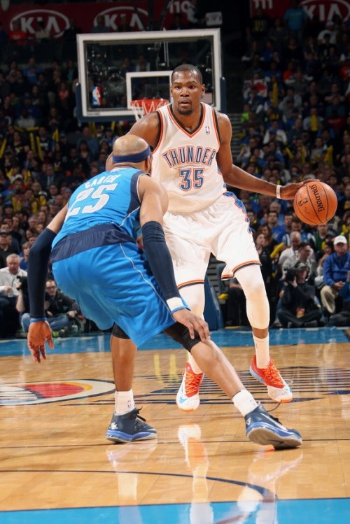 富保罗：湖人该建立热火那种严格文化，这跟迎合球星不矛盾（富保罗：湖人应效仿热火打造严格球队文化，与照顾球星并不冲突）