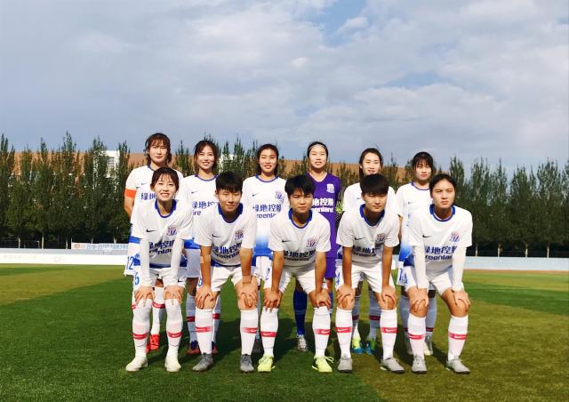 杰伦-布朗谈哈特摸布伦森屁股：敢在台上干，他们肯定不是第一次了（杰伦-布朗评哈特当众摸布伦森屁股：敢公开这么做，绝非第一次）