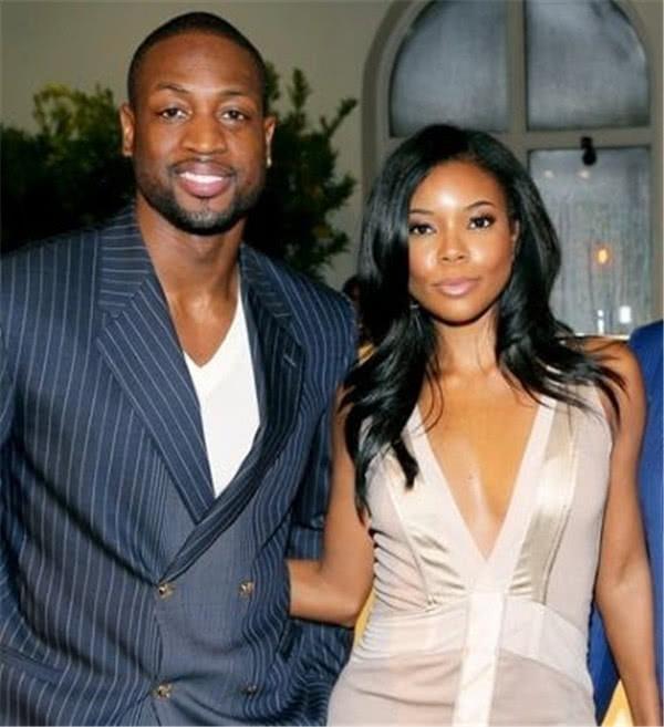 记者：韩鹏仍是泰山主帅，但俱乐部需要找个名义上的“主帅”（记者：韩鹏继续执掌泰山，俱乐部需另找一位名义主帅）