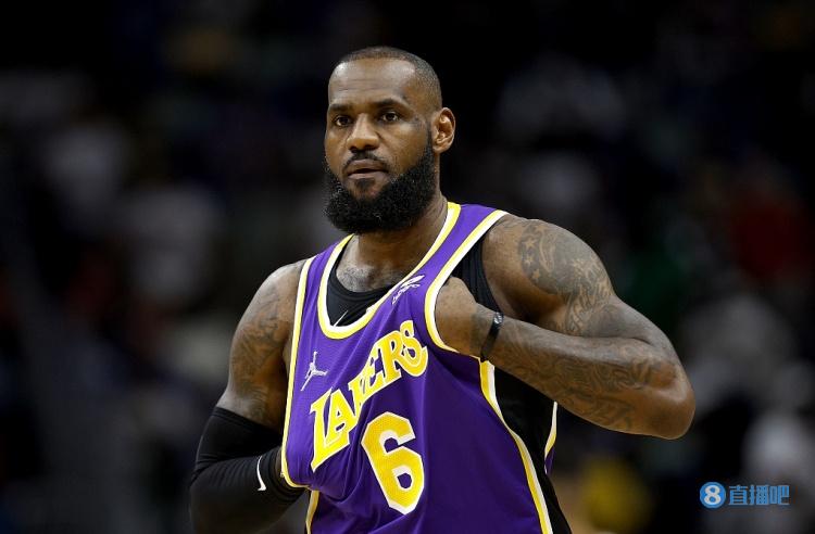 NBA球队战术解析：雄鹿防守策略调整,（雄鹿防守策略革新：NBA战术解读）