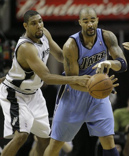 国际米兰vs拉齐奥：劳塔罗-马丁内斯、恰尔汗奥卢首发，罗马尼奥利、贡多齐出战（国米迎战拉齐奥：劳塔罗-马丁内斯、恰尔汗奥卢先发，罗马尼奥利与贡多齐出场）