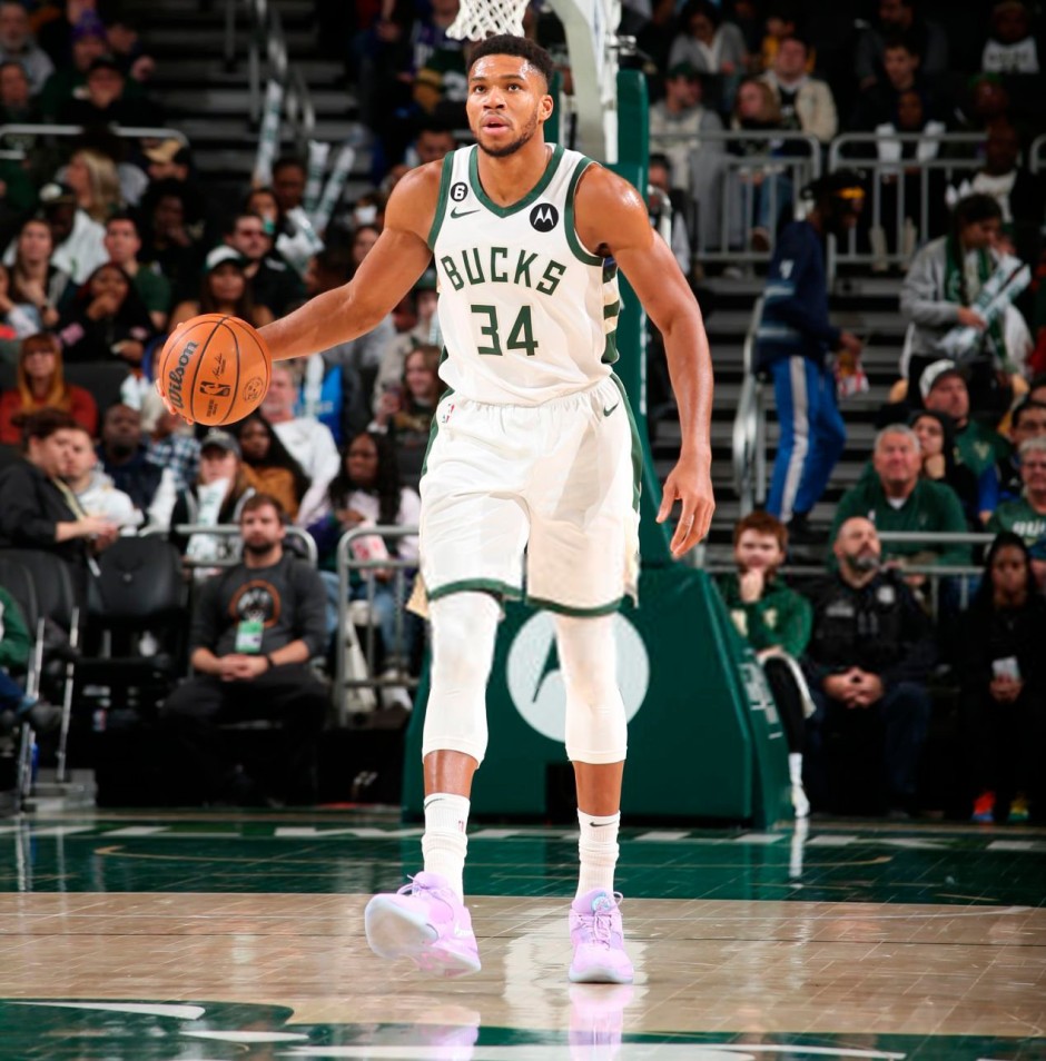 孙继海：邵佳一是最适合国足帅位人选，他已证明自己是好教练（孙继海：邵佳一最适合执掌国足，他已证明执教能力出色）