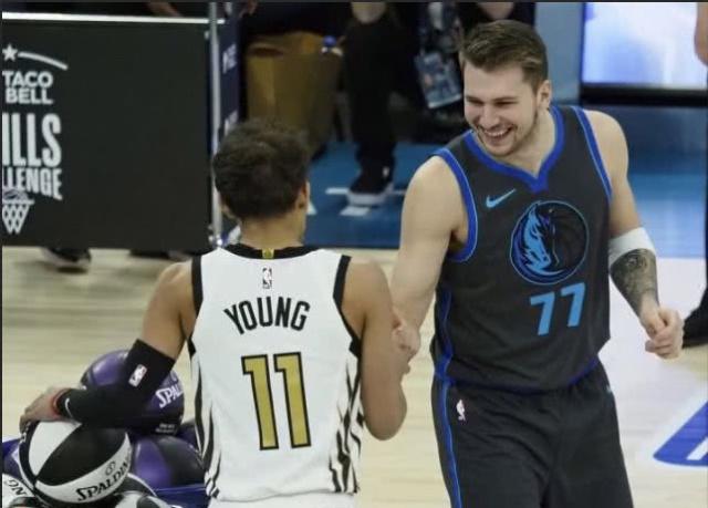 科隆4-1大胜九人汉堡，卡明斯基、马拉破门，菲拉伊、维埃拉离场（科隆4-1击退九人汉堡，卡明斯基、马拉建功，菲拉伊与维埃拉被罚下）