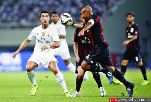 吴曦迎来个人生涯400场顶级联赛出场，同年龄段仅次于王大雷（吴曦达成顶级联赛400场里程碑，同龄仅次于王大雷）