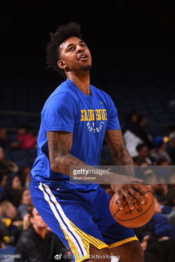 名宿哈桑：这代埃及球员欠缺运气，萨拉赫马尔穆什是破局关键（名宿哈桑：埃及这代球员运气不足，破局仍要靠萨拉赫与马尔穆什）