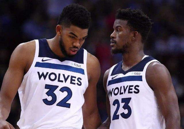 拥有这样的大中锋👍马特塔的终结从容优雅🤌（有此支点中锋在侧👍马特塔终结从容优雅🤌）