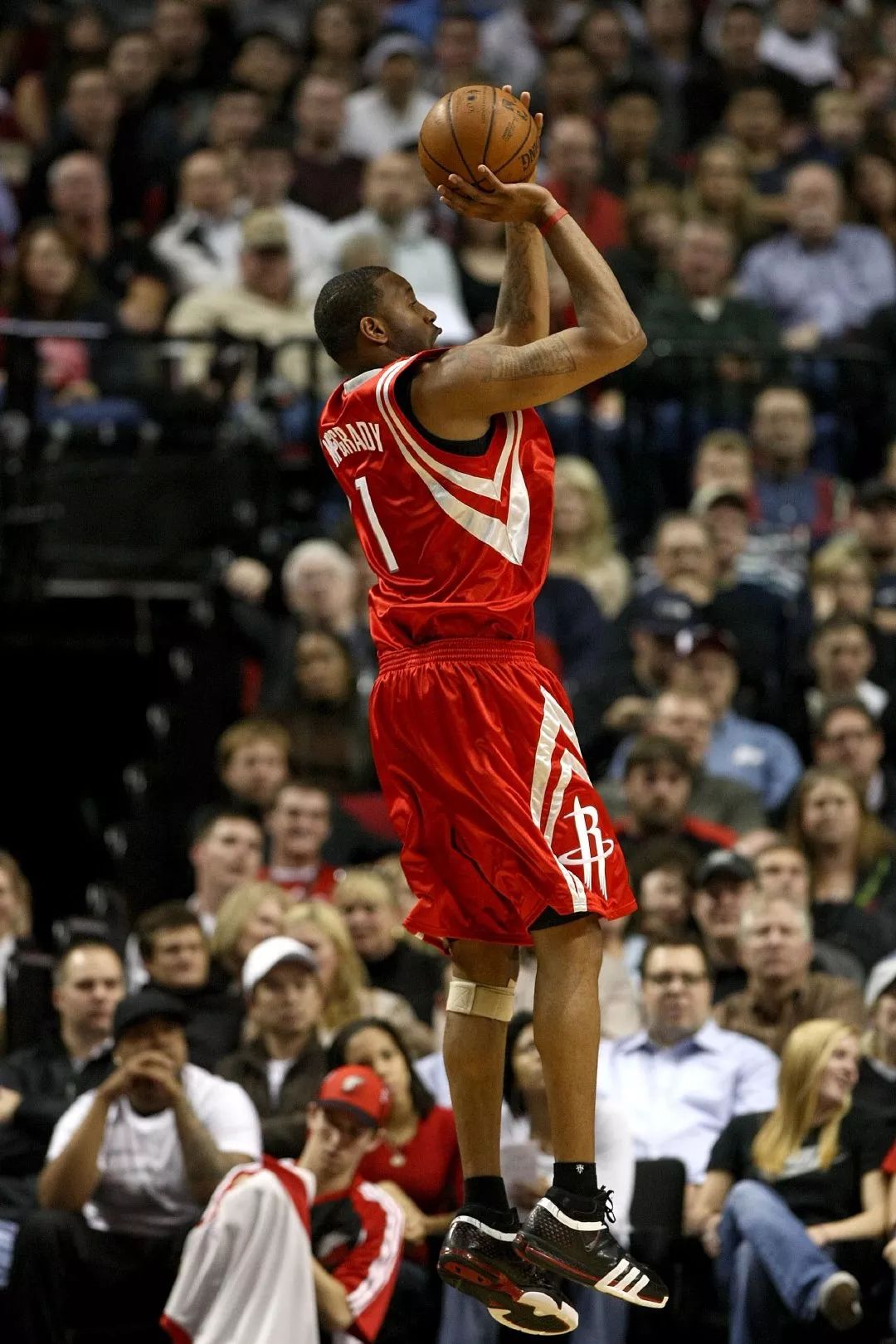 阿坎吉：齐沃很重视沟通和我们很亲近；希望世界杯对阵意大利（阿坎吉：齐沃注重沟通，与球队关系融洽；期待世界杯碰上意大利）