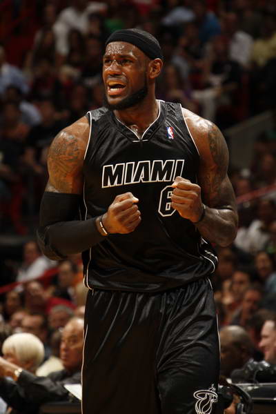 卢伟：我们赛前有针对限制庞峥麟，反击效率还需提高（卢伟：赛前针对性布置限制庞峥麟，反击效率仍需提升）