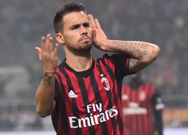 萨利巴：海因策帮了我们很多，他与我们的交流非常多（萨利巴：海因策对我们帮助很大，与我们沟通交流非常频繁）