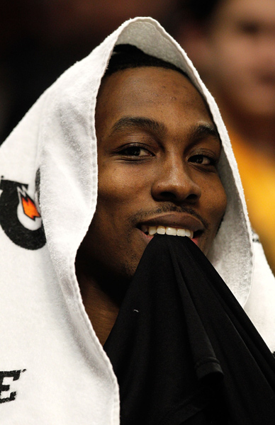 米兰达：很少有人能和斯帕莱蒂关系好，他的为人我还是不说了（米兰达：能与斯帕莱蒂相处融洽的人很少，他的人品我不便评价）