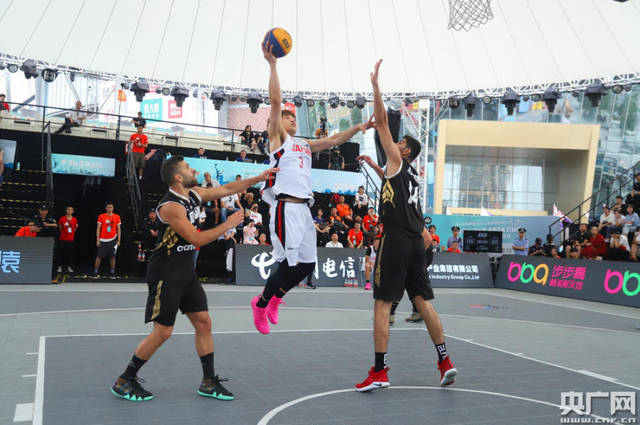 懂球帝12周年120大瞬间1／8决赛：重磅来袭，谁将通往八强？（懂球帝12周年120大瞬间16强赛燃战开启：谁能挺进八强？）